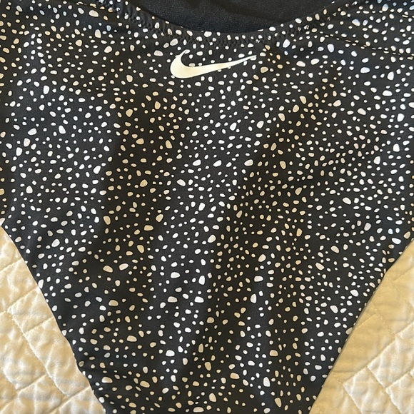 Nike Swim Suit One Piece - Picture 6 of 7